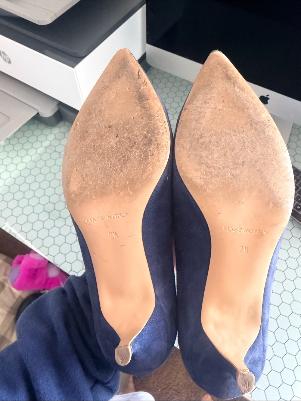 Everlane Navy Italian Suede Editor Kitten Heels Size 7 1/2 - Picture 5 of 5